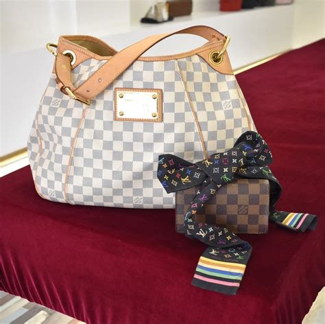 louis vuitton bari borse